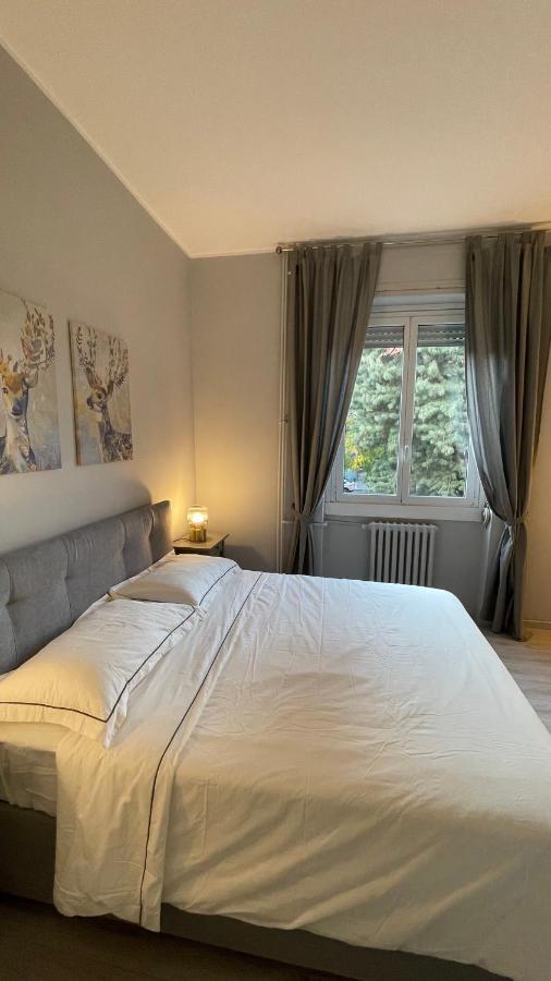 Stilish Apartment Few Steps From The Underground Mailand Exterior foto