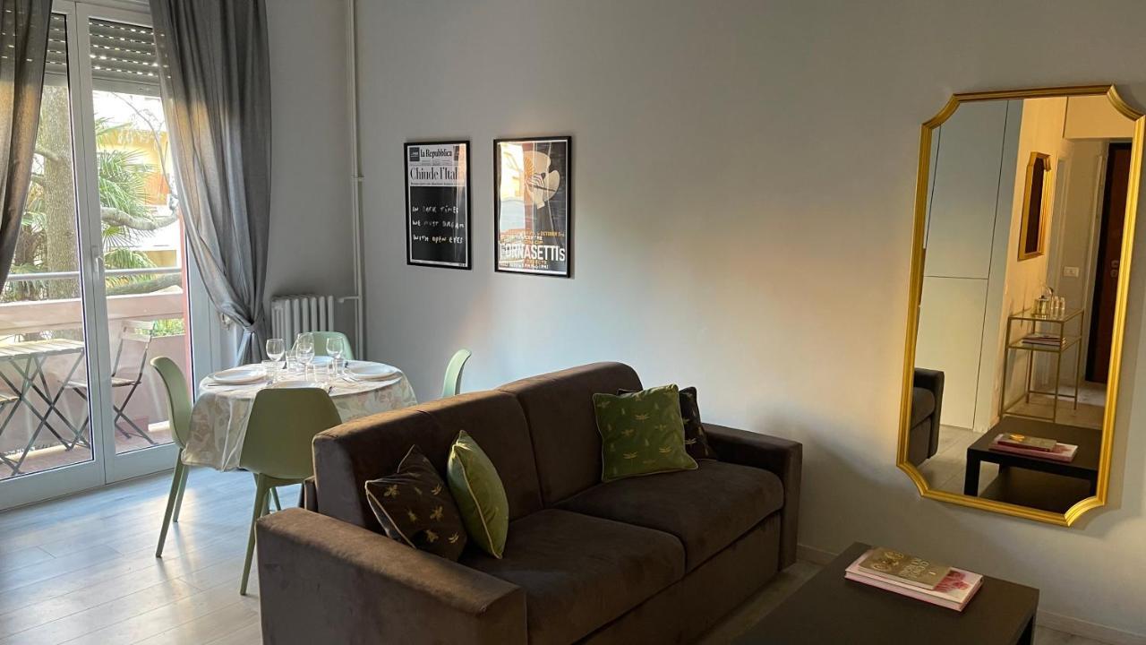 Stilish Apartment Few Steps From The Underground Mailand Exterior foto
